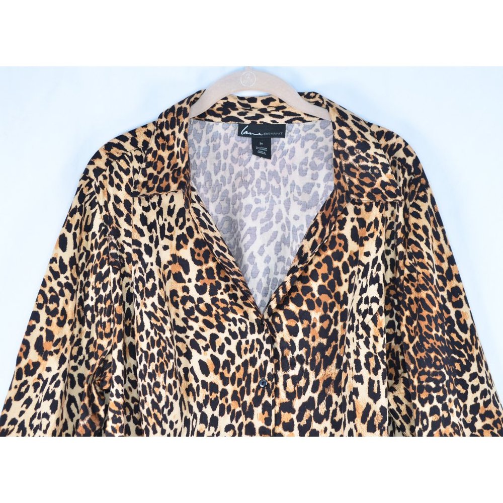 Lane Bryant Leopard Print 3/4 Sleeve Button Down Shirt Size 24 - Picture 3 of 5